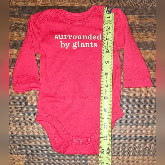 Okie Dokie Baby Unisex "Surrounded By Giants" Bodysuit Newborn - Picture 3 of 6